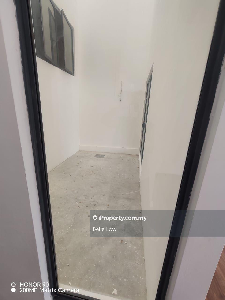4-storey Terraced House for Sale in Damansara Perdana, Selangor by Belle Low - iProperty.com.my
