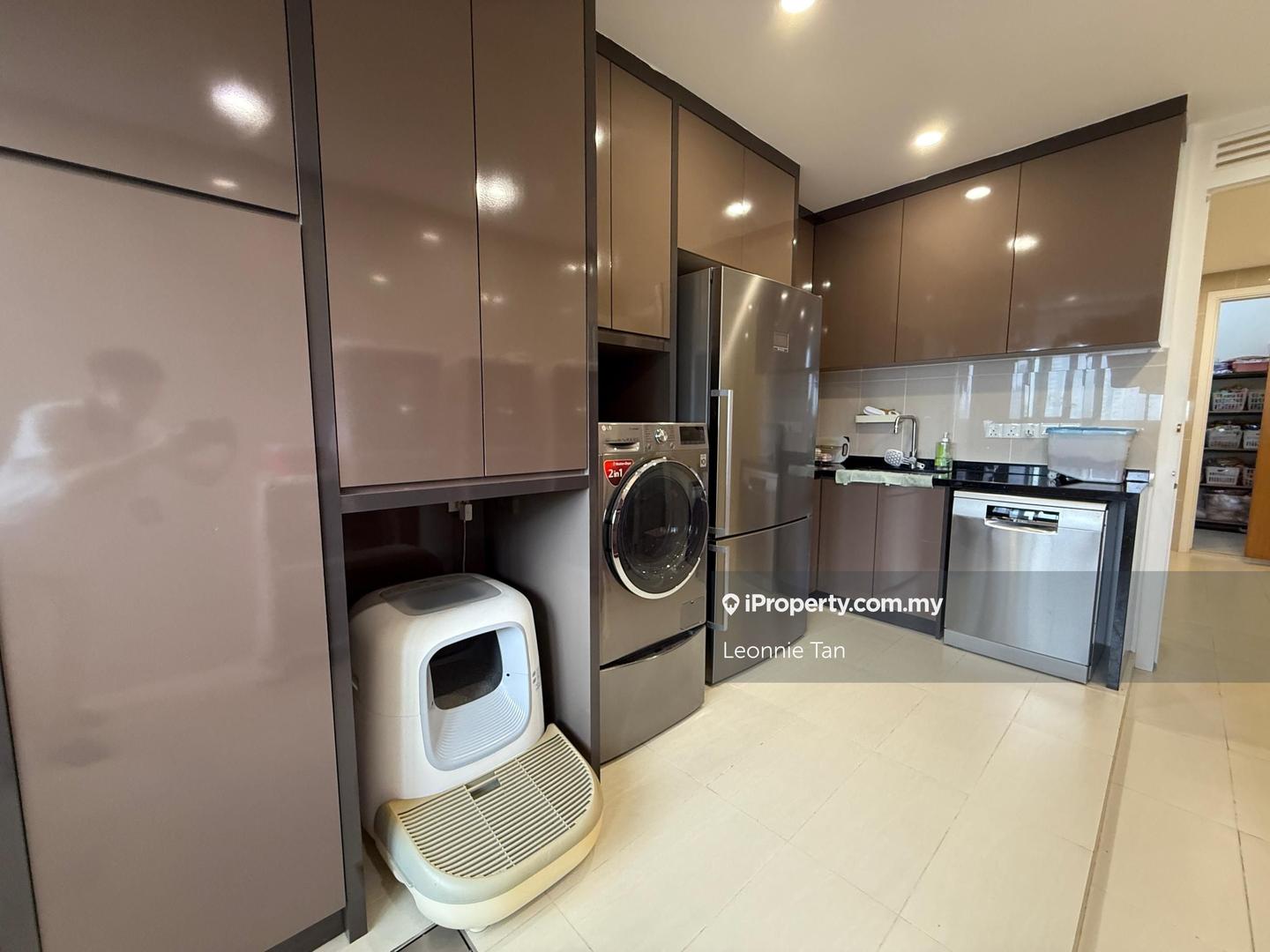 Condominium for Sale in Pavilion Hilltop by Leonnie Tan - iProperty.com.my