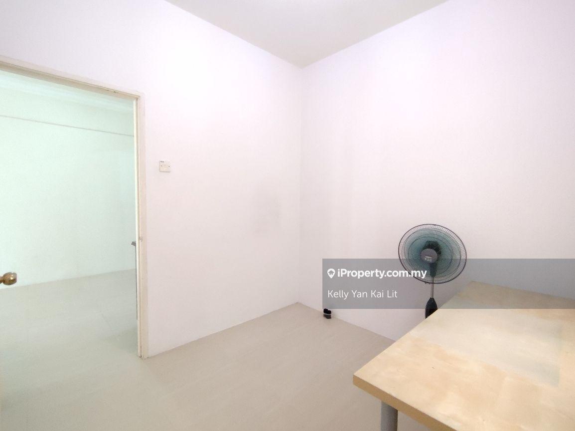 Pangsapuri untuk Dijual di Pangsapuri Segar Perdana oleh Kelly Yan Kai Lit - iProperty.com.my