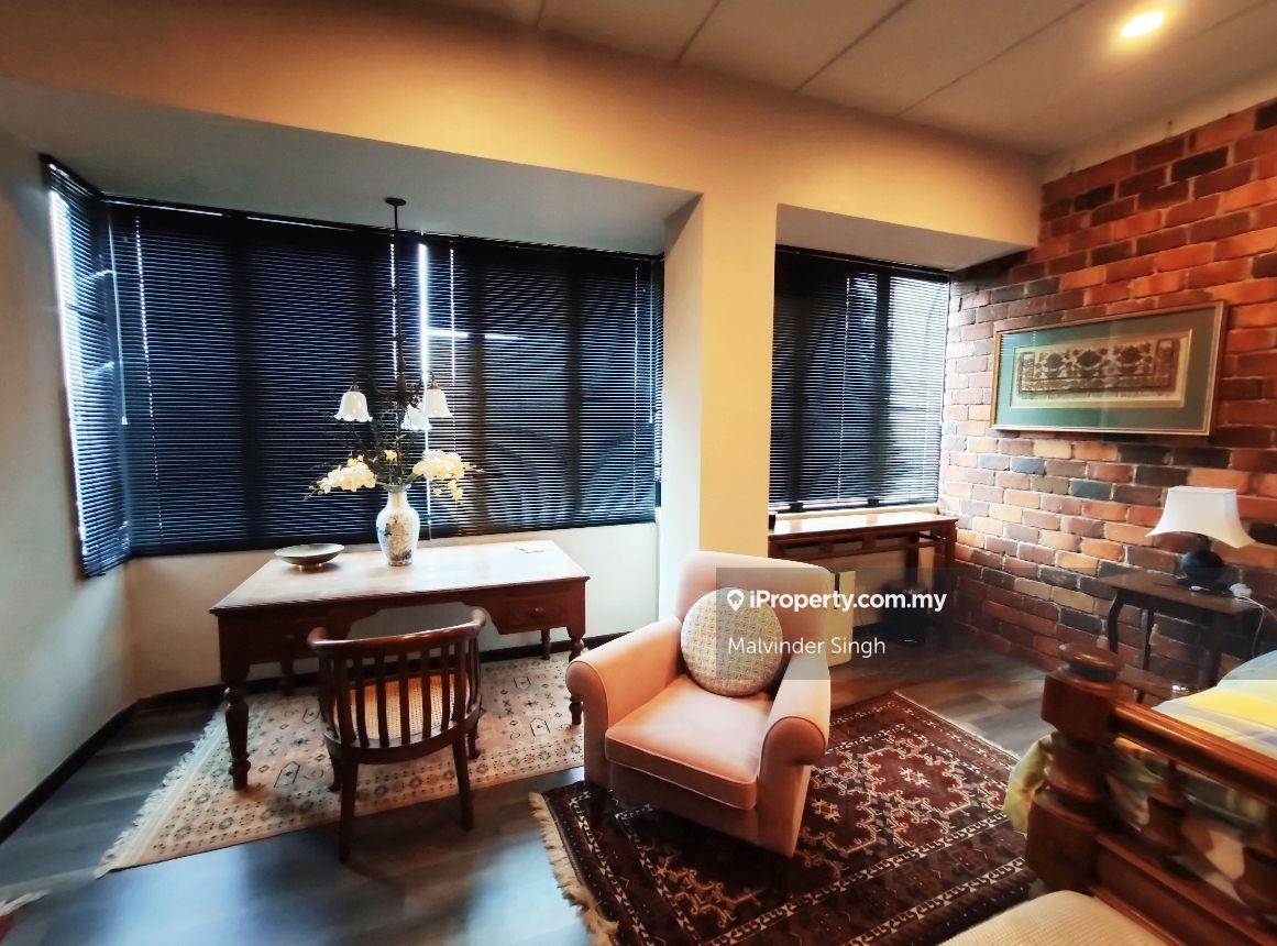 Rumah Berangkai 2.5 Tingkat untuk Dijual di Taman Dataran Ukay, Ulu Kelang oleh Mel Walia - iProperty.com.my