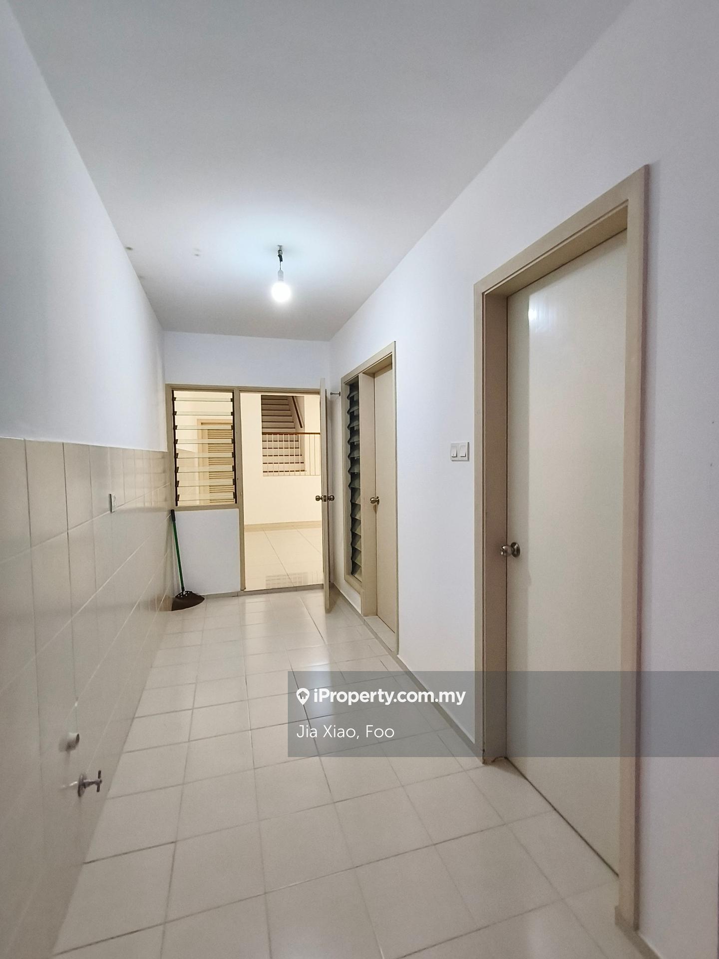 Rumah Bandar untuk Dijual di Cahaya Spk, Shah Alam oleh Jia Xiao, Foo - iProperty.com.my