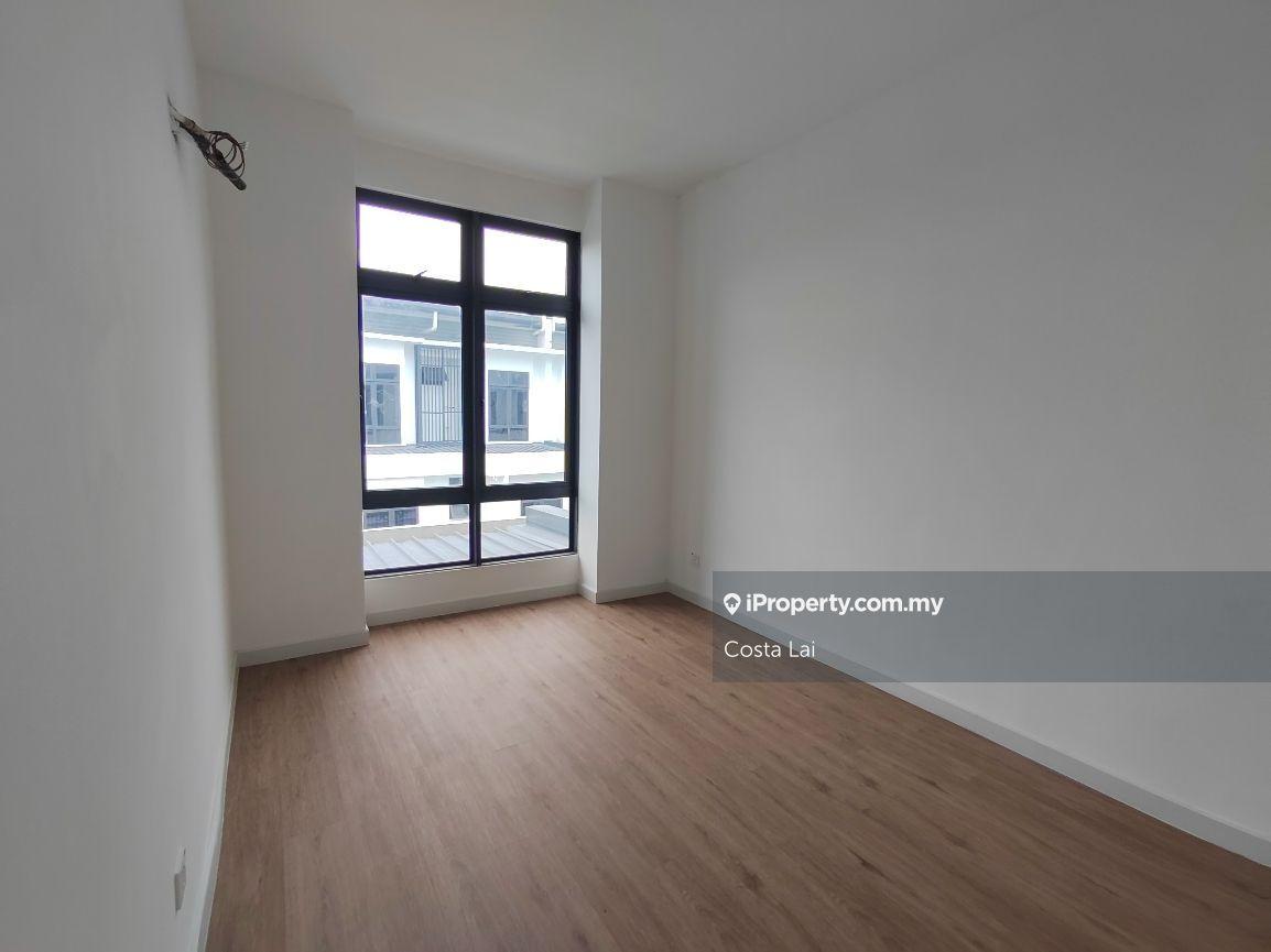 Townhouse for Sale in Kuching, Sarawak by Costa Lai - iProperty.com.my