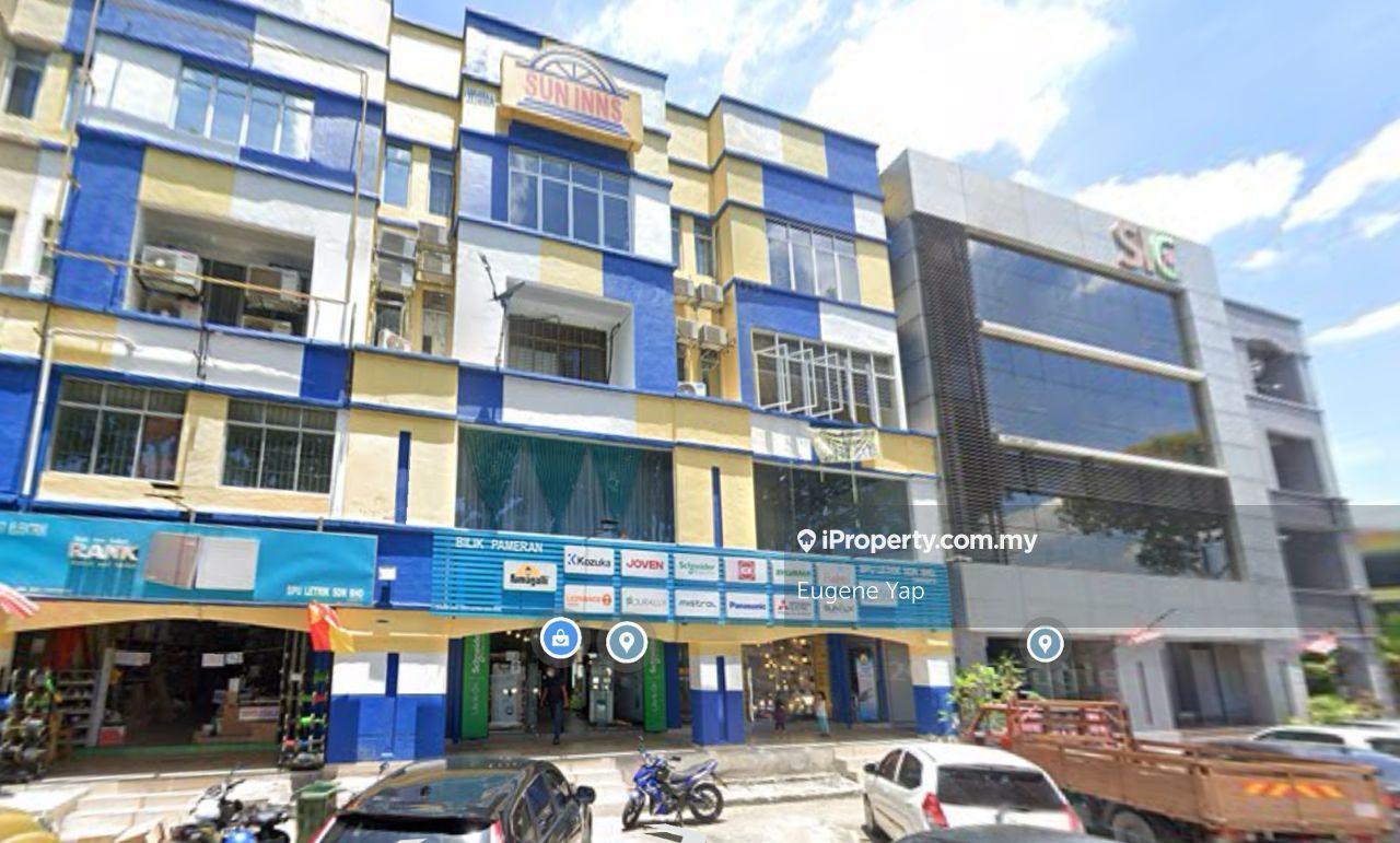 Shop for Sale in (4sty Face Mainroad) Puchong Utama , Petaling jaya, Petaling Jaya by Eugene Yap - iProperty.com.my