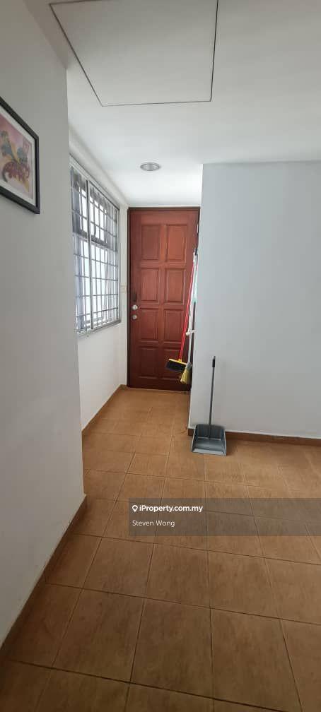 Kondominium untuk Dijual di Impiana On The Waterfront Condominium oleh Steven Wong - iProperty.com.my