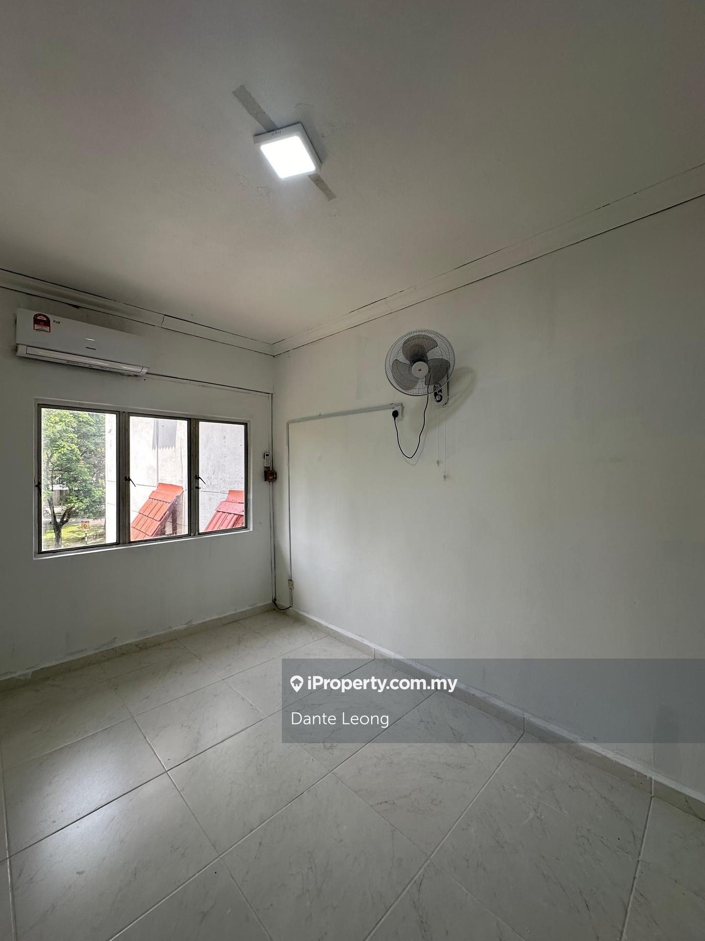 Pangsapuri untuk Disewa di Melawati Hillside Apartment oleh Dante Leong - iProperty.com.my