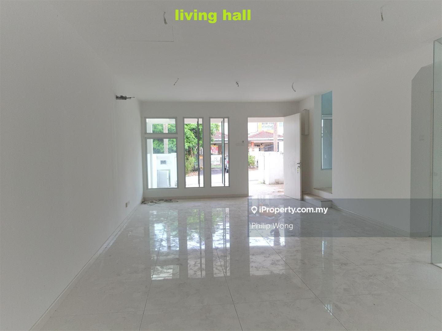 Rumah Berangkai 2 Tingkat untuk Dijual di Taman Lestari Putra, Seri Kembangan oleh Philip Wong - iProperty.com.my