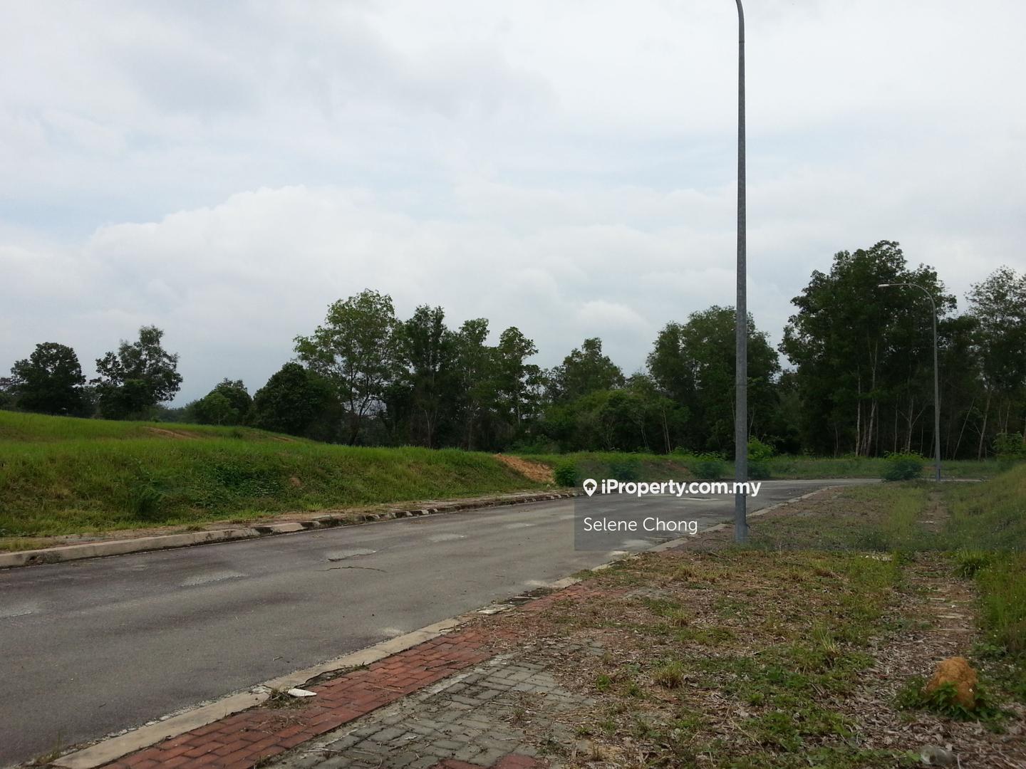 Residential Land for Sale in Bayu Lakehomes, Mantin by Selene Chong - iProperty.com.my