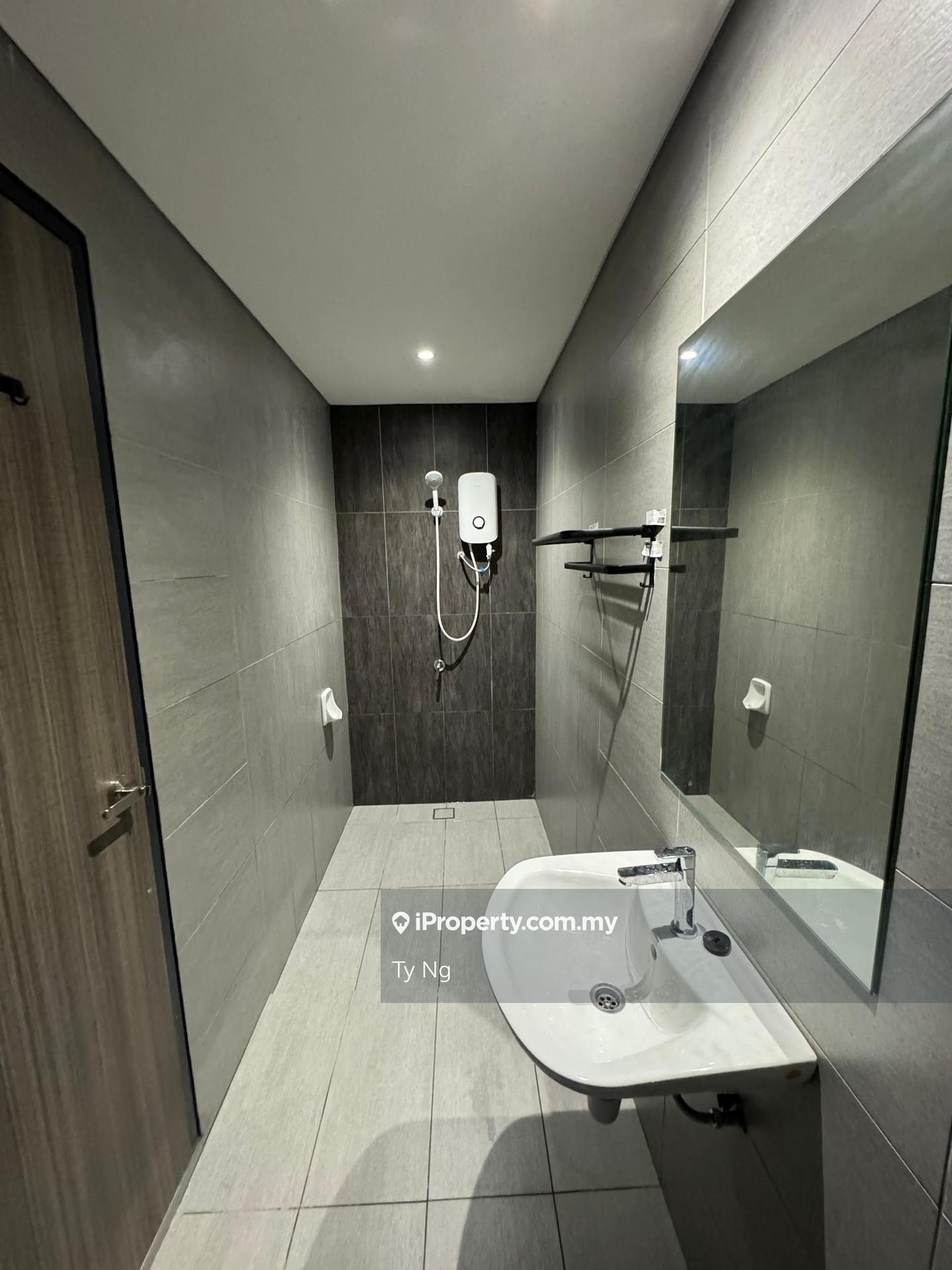 Service Residence for Rent in Lakeview Suites @ Edumetro by Ty Ng - iProperty.com.my