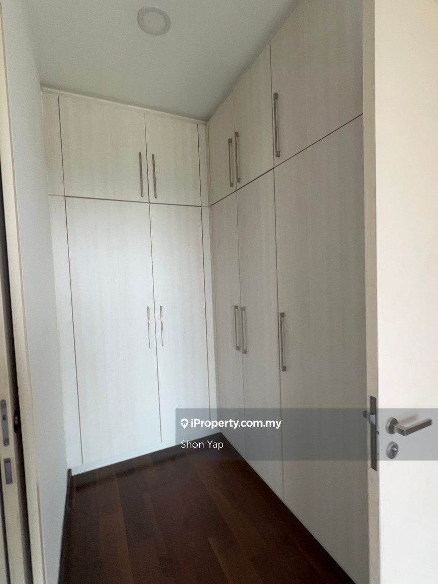 Service Residence for Sale in Isola by Shon Yap - iProperty.com.my