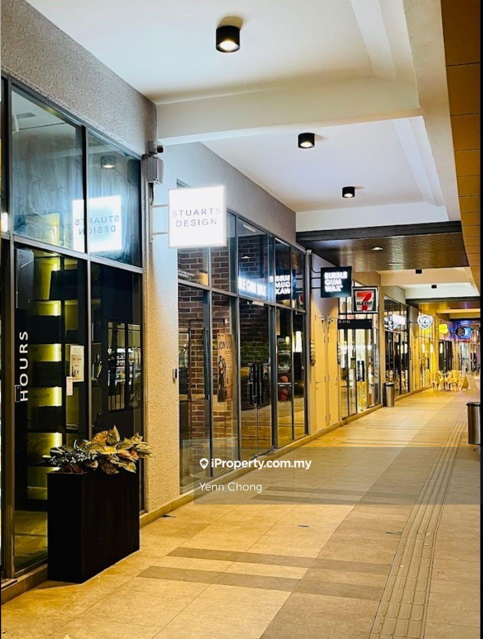Kedai-Pejabat untuk Dijual di Bandar Puteri Puchong, Puchong oleh Yenn Chong - iProperty.com.my