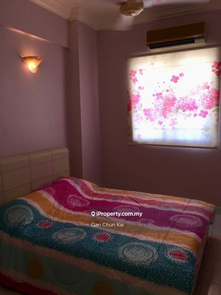 Condominium for Rent in Gold Coast Resort Condominium by Gan Chun Kai - iProperty.com.my