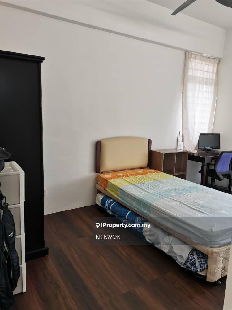 Kondominium untuk Dijual di Eden Seaview Condominium oleh KK KWOK - iProperty.com.my