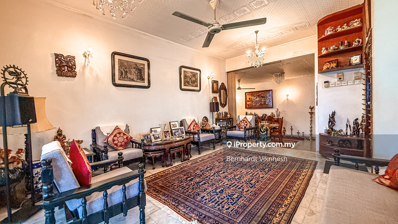 Bungalow House for Sale in Seksyen 5, Petaling Jaya by Bernhardt Viknhesh - iProperty.com.my