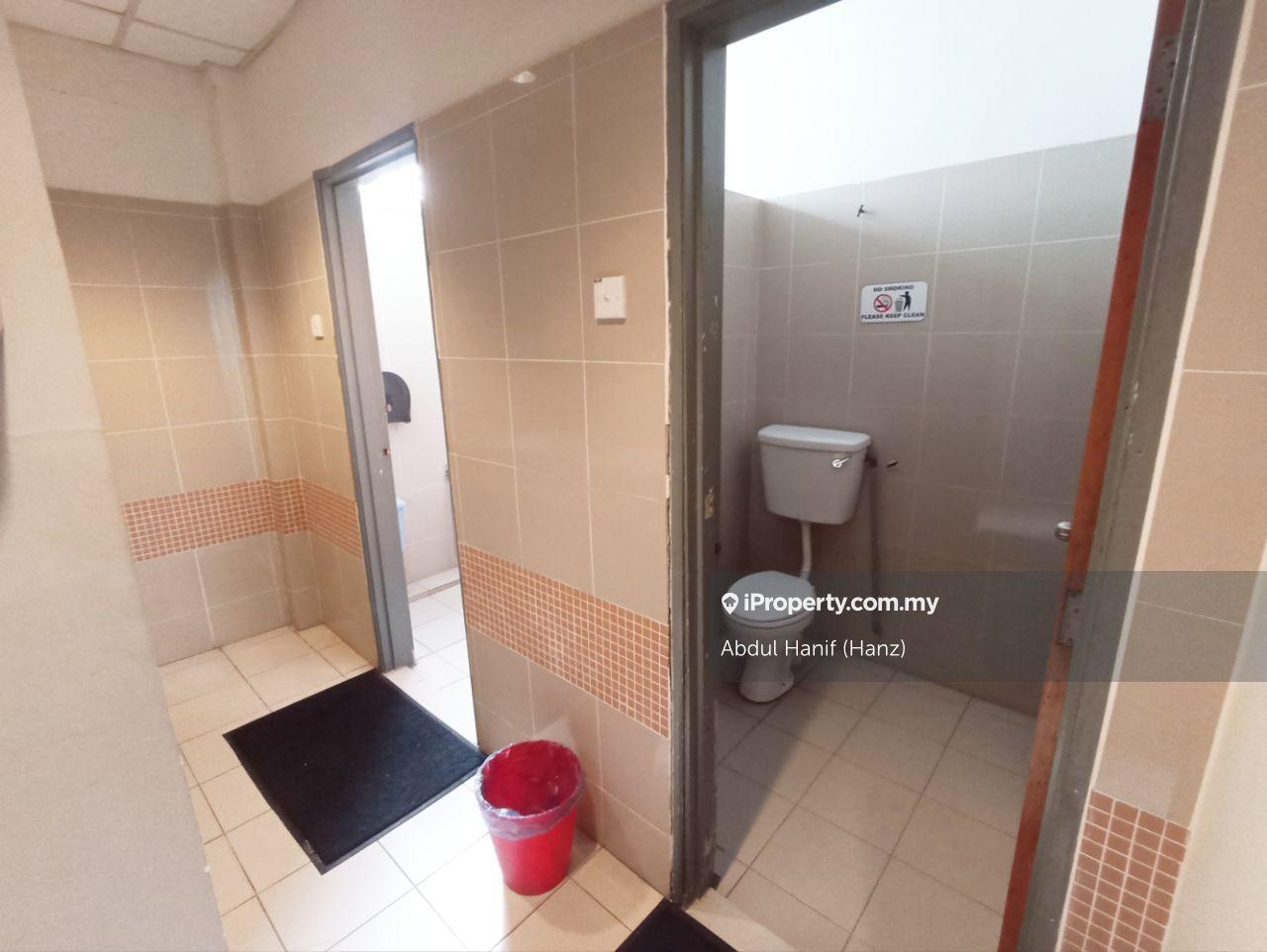 Kedai untuk Dijual di Seksyen 13, Shah Alam oleh Abdul Hanif (Hanz) - iProperty.com.my