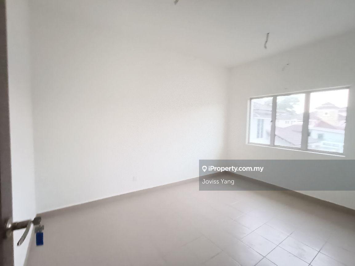 Semi-Detached House for Sale in Taman Ramal Suria, Bangi by Joviss Yang - iProperty.com.my