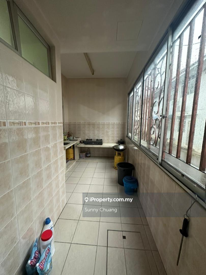 Rumah Berangkai 2 Tingkat untuk Dijual di Taman Gaya, Ulu Tiram oleh Sunny Chuang - iProperty.com.my