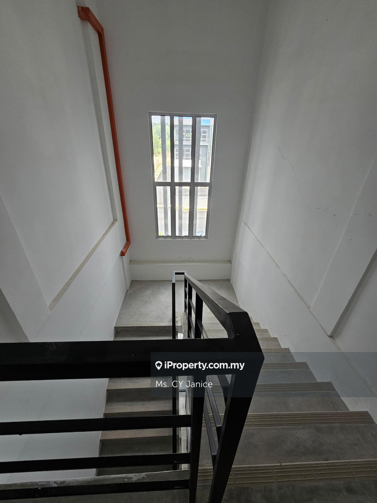 Semi-D Kilang untuk Dijual di Kawasan Perindustrian Balakong, Balakong oleh Ms. CY Janice - iProperty.com.my