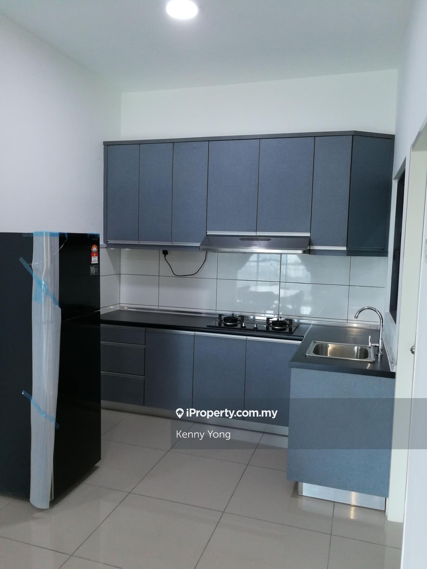 Condominium for Sale in Parkhill Residence by Kenny Yong - iProperty.com.my