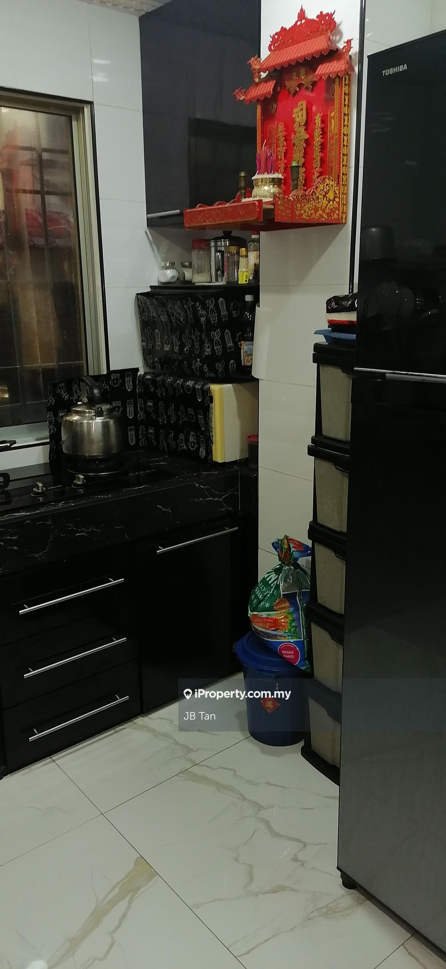 Rumah Berangkai 3 Tingkat untuk Dijual di Taman Putri Jaya, Cheras oleh JB Tan - iProperty.com.my