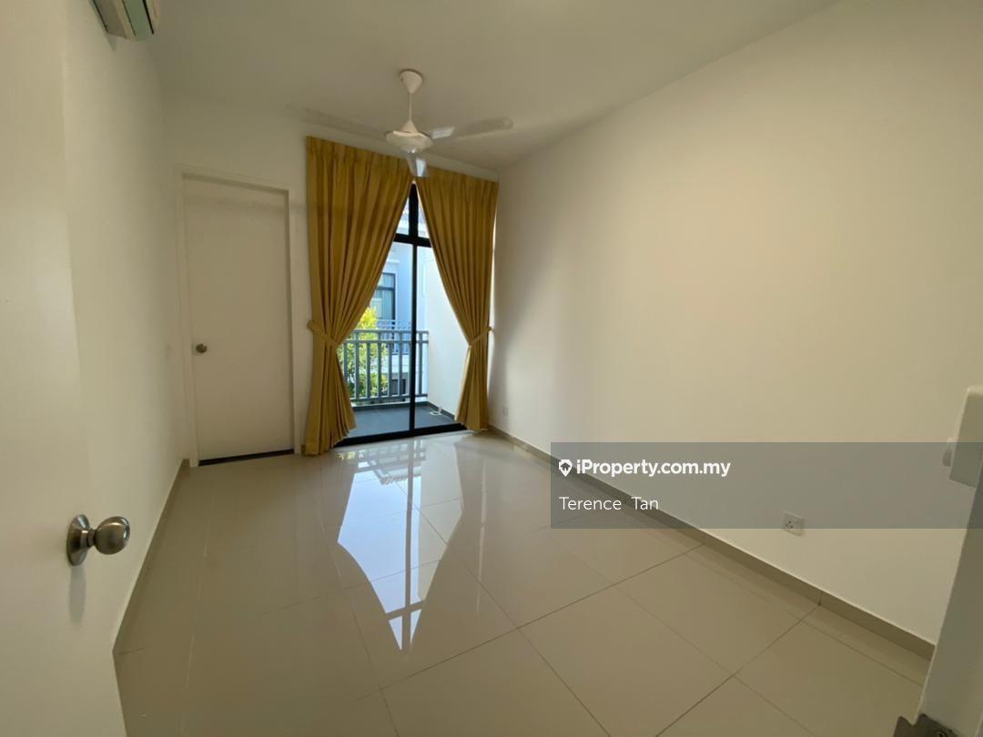 Rumah Berangkai 2 Tingkat untuk Dijual di Johor Bahru, Johor oleh Terence Tan - iProperty.com.my