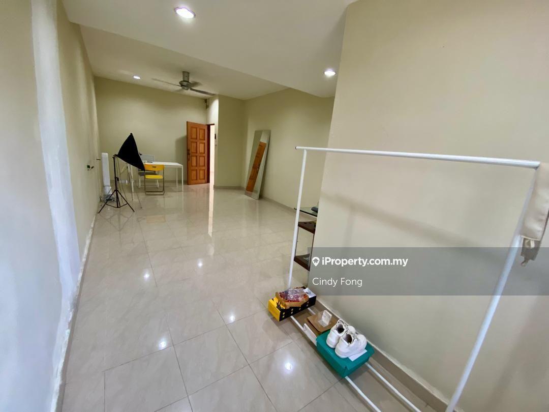 Semi-Detached House for Sale in Kelana Jaya, Petaling Jaya by Cindy Fong - iProperty.com.my