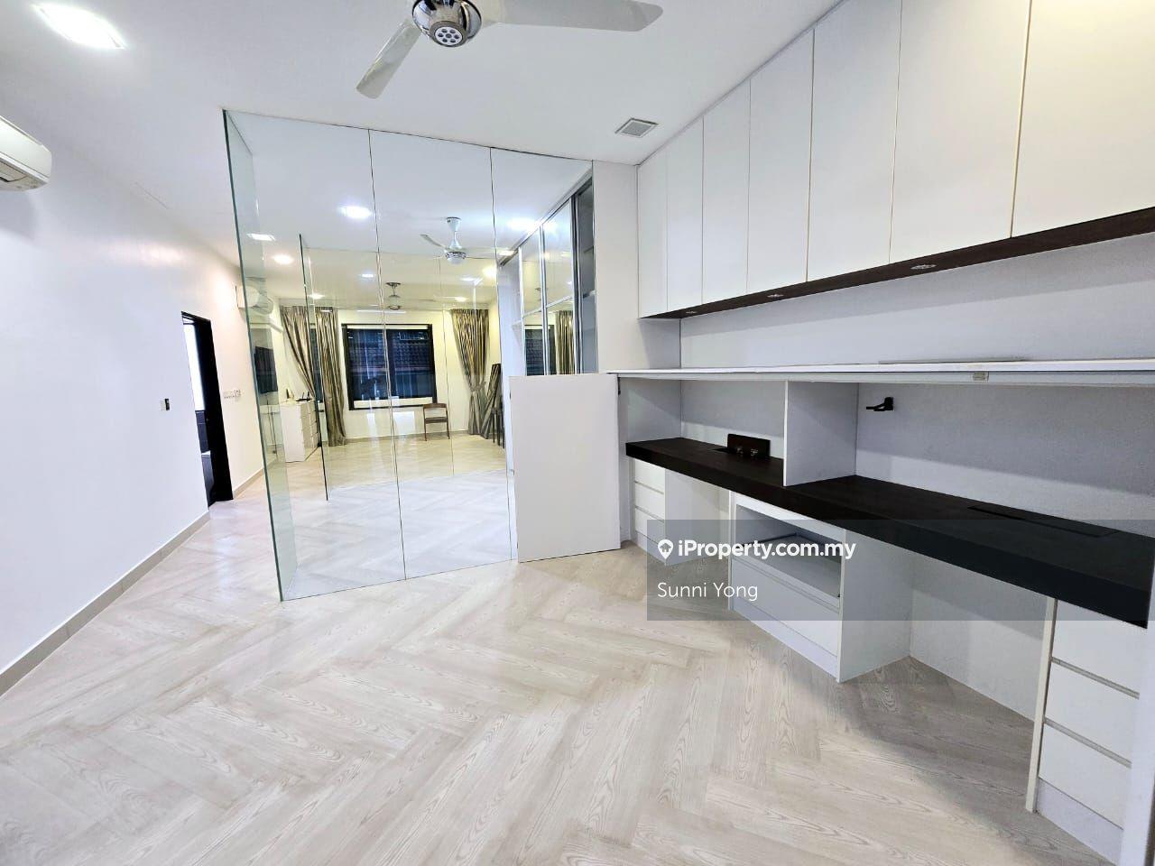 Rumah Berangkai 3 Tingkat untuk Dijual di Kinrara Residence, Puchong oleh Sunni Yong - iProperty.com.my