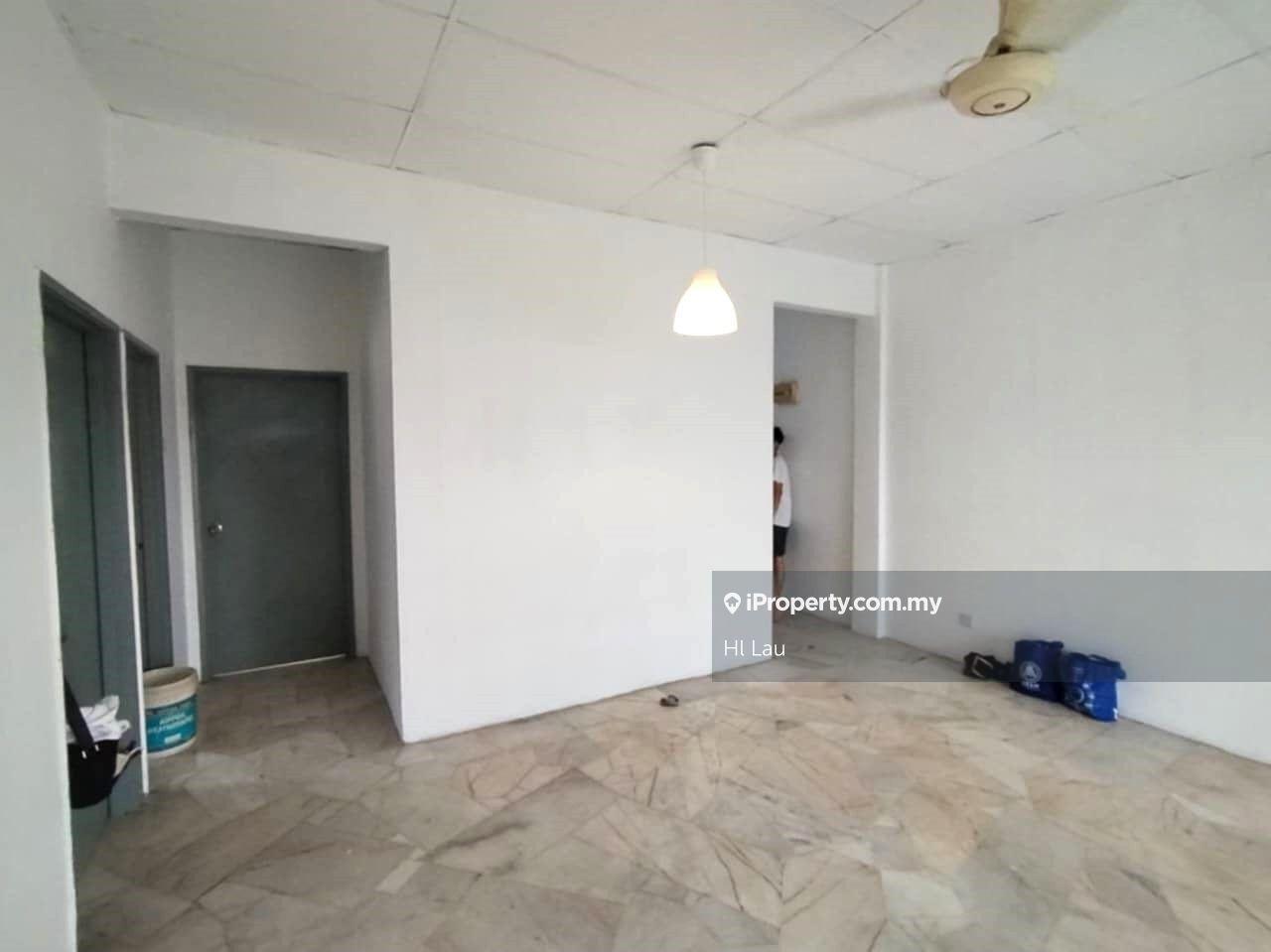 Apartment for Sale in Kekwa Apartment by Hl Lau - iProperty.com.my