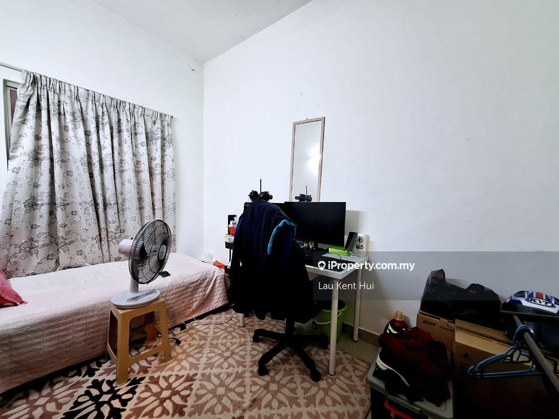 2-storey Terraced House for Sale in Bandar Putra Permai, Jalan BPP 4, Taman Equine, Seri Kembangan by Lau Kent Hui - iProperty.com.my