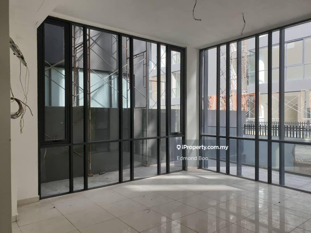 4-storey Terraced House for Sale in Empire Residence, Petaling Jaya by Edmond Boo - iProperty.com.my