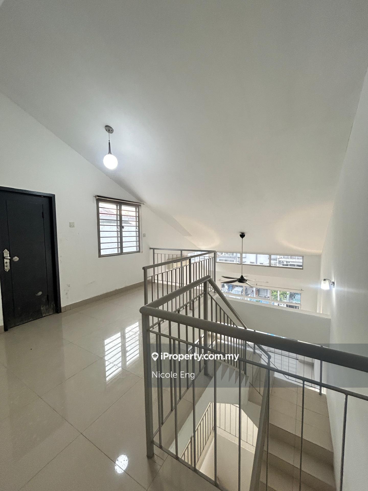 Rumah Bandar untuk Dijual di 1 Ara SS22 Damansara Jaya, Jalan Chempaka, Kayu Ara oleh Nicole Eng - iProperty.com.my