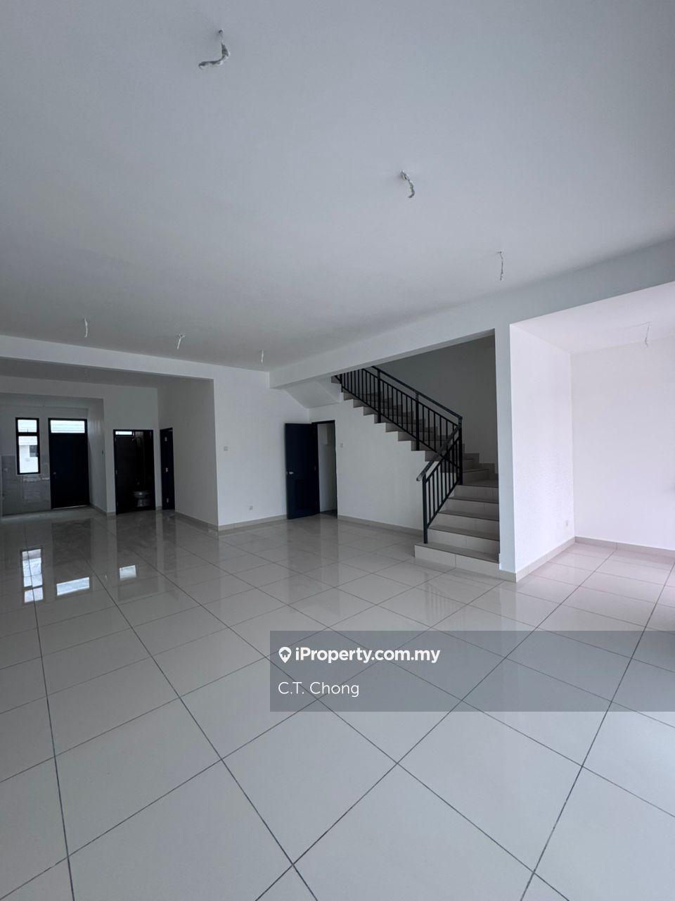 Rumah Berangkai 2 Tingkat untuk Dijual di Taman Dato Onn, Johor Bahru oleh C.T. Chong - iProperty.com.my