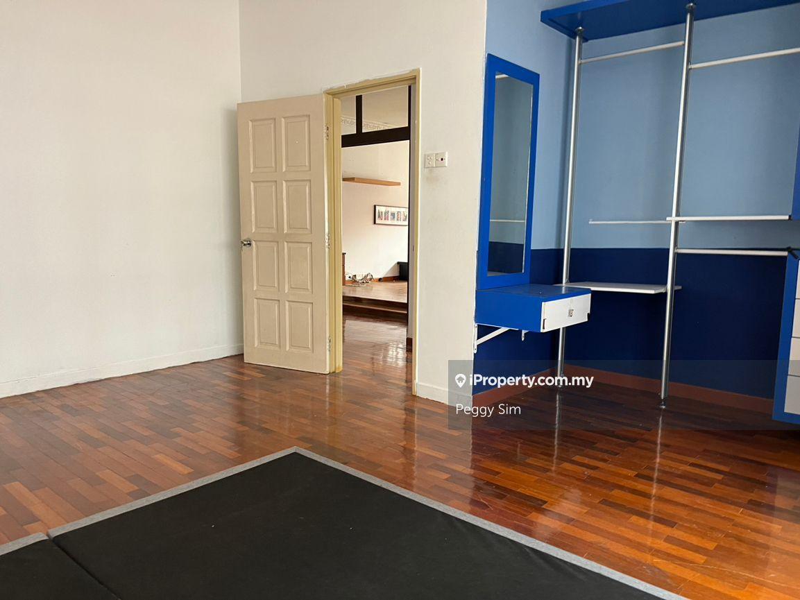 Rumah Berkembar untuk Dijual di Bandar Puteri Puchong, Puchong oleh Peggy Sim - iProperty.com.my