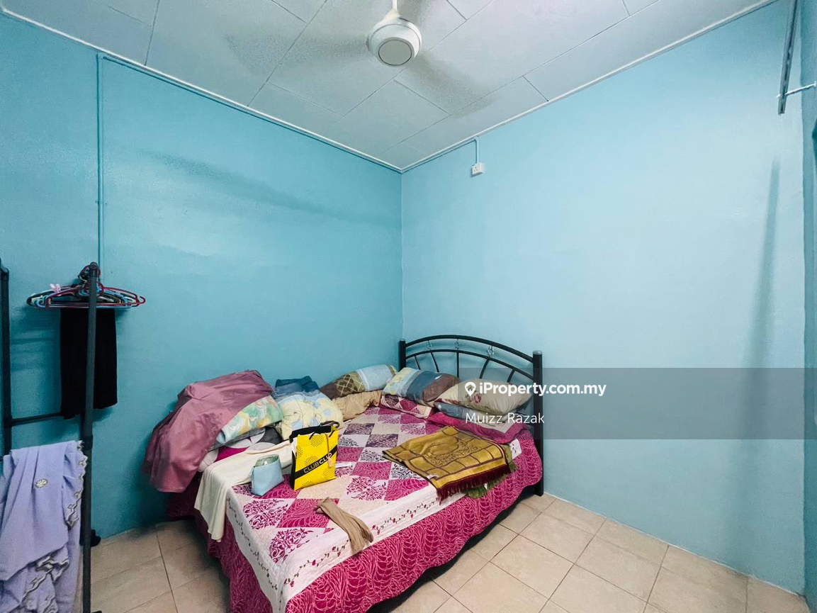 1.5-storey Terraced House for Sale in Taman Jaya, Teluk Intan by Muizz Razak - iProperty.com.my
