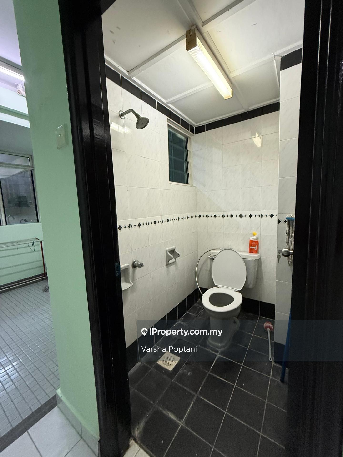 Condominium for Rent in Villa Scott by Varsha Poptani - iProperty.com.my