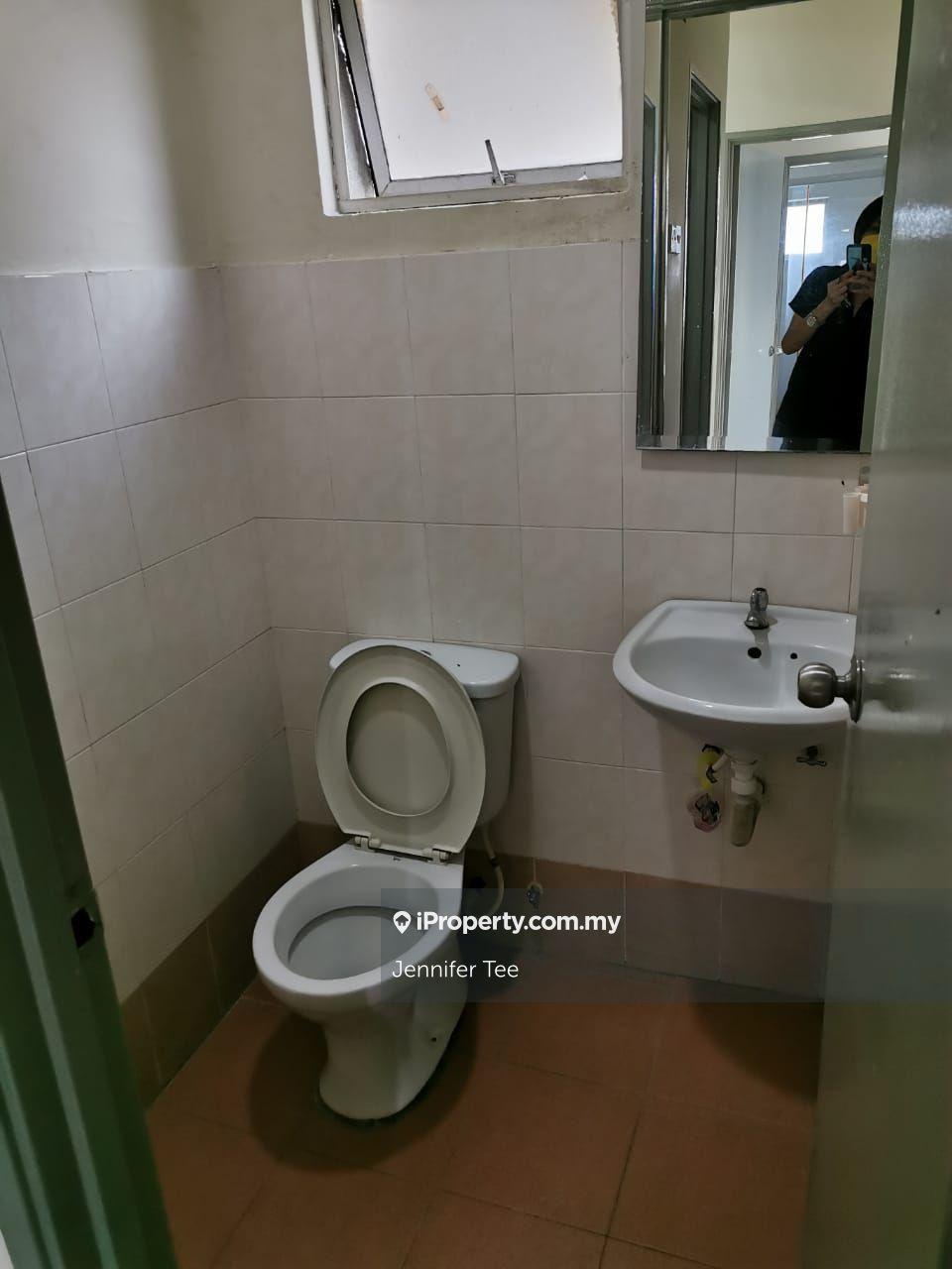 Service Residence for Sale in Casa Subang by Jennifer Tee - iProperty.com.my