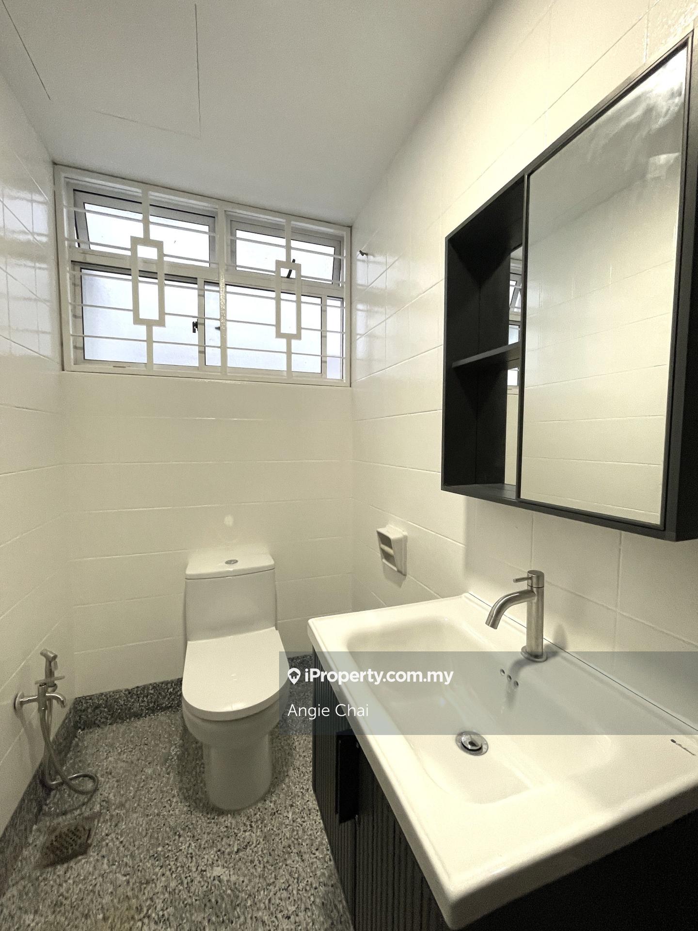 Condominium for Sale in The Plaza Condominium by Angie Chai - iProperty.com.my