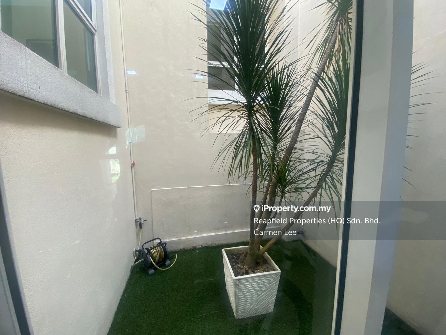 Rumah Berkembar untuk Dijual di Taman Tanamera, Subang Jaya oleh Carmen Lee - iProperty.com.my