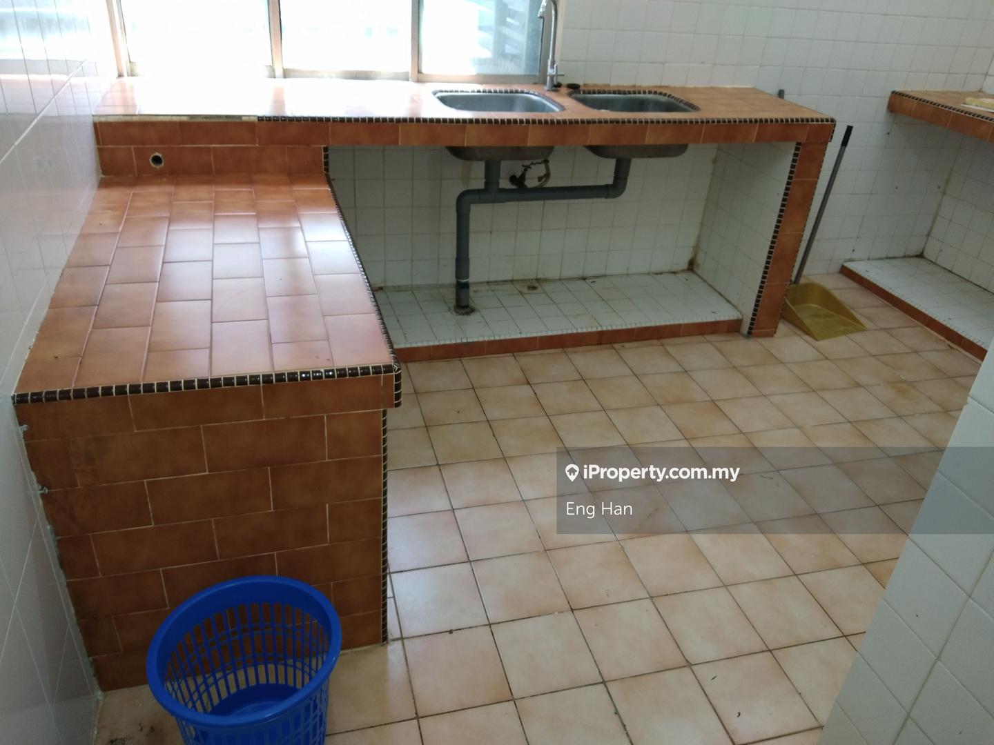 Rumah Pangsa untuk Dijual di Kuchai Entrepreneurs Park oleh Eng Han - iProperty.com.my