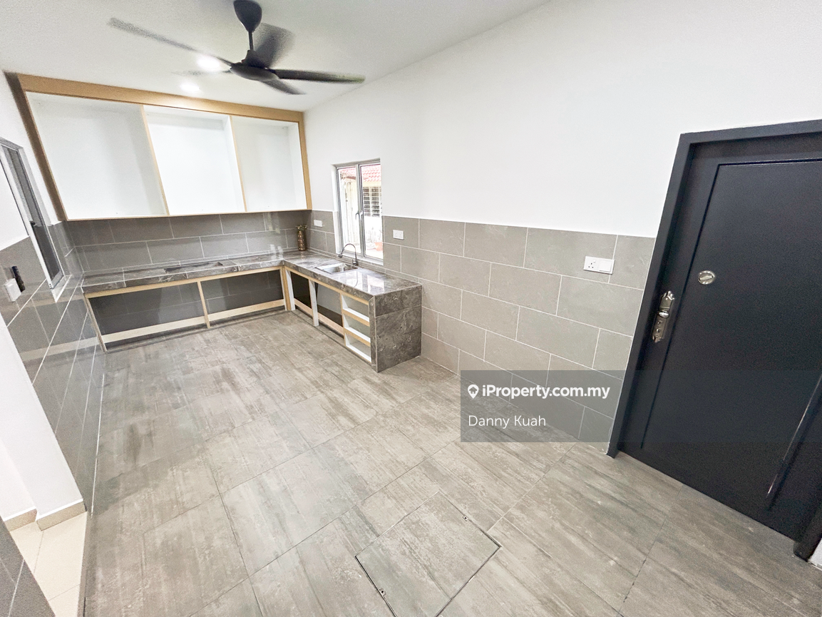 1.5-storey Terraced House for Sale in Ujong Pasir, Melaka City by Danny Kuah - iProperty.com.my