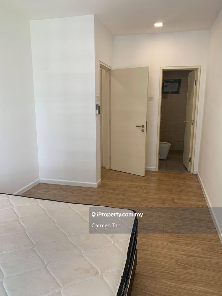 Condominium for Rent in Lakefront Residence by Carmen Tan - iProperty.com.my