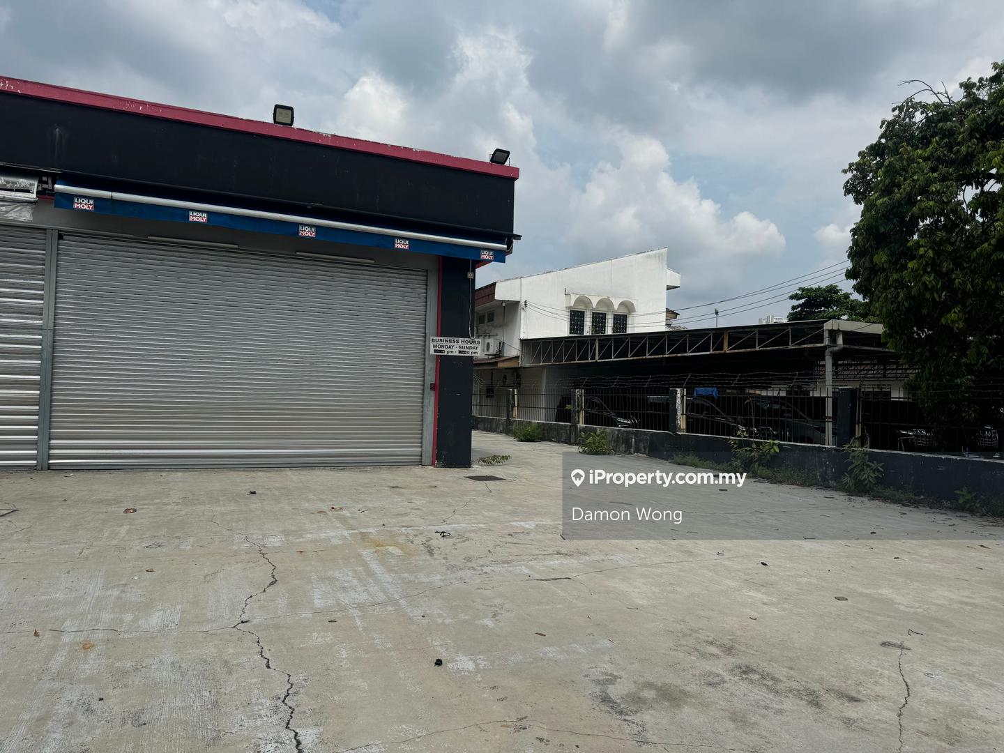 Bungalow House for Sale in section 18, Petaling Jaya by Damon Wong - iProperty.com.my