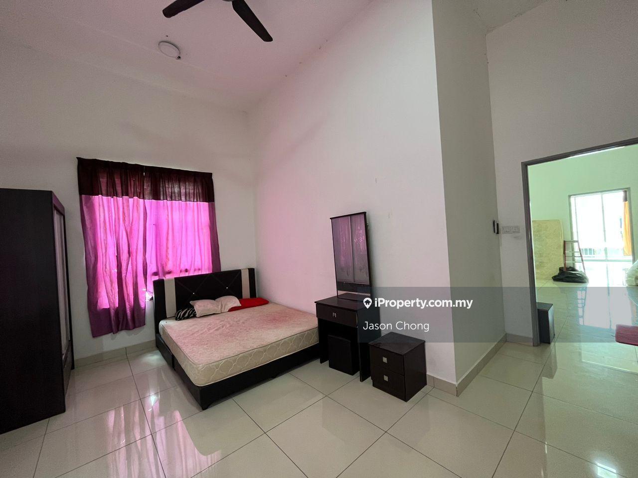 Rumah Berkembar untuk Dijual di Bandar Bukit Tinggi, Klang oleh Jason Chong - iProperty.com.my