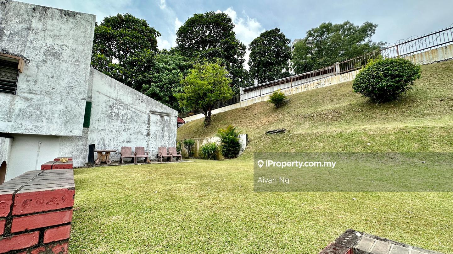 Bungalow House for Sale in Taman Lucky, Bangsar by Aivan Ng - iProperty.com.my