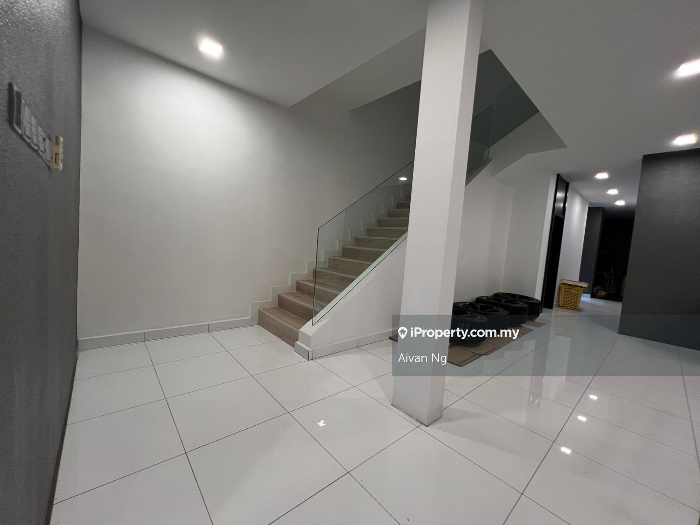 2-storey Terraced House for Sale in Taman Kelab Ukay, Ulu Kelang by Aivan Ng - iProperty.com.my