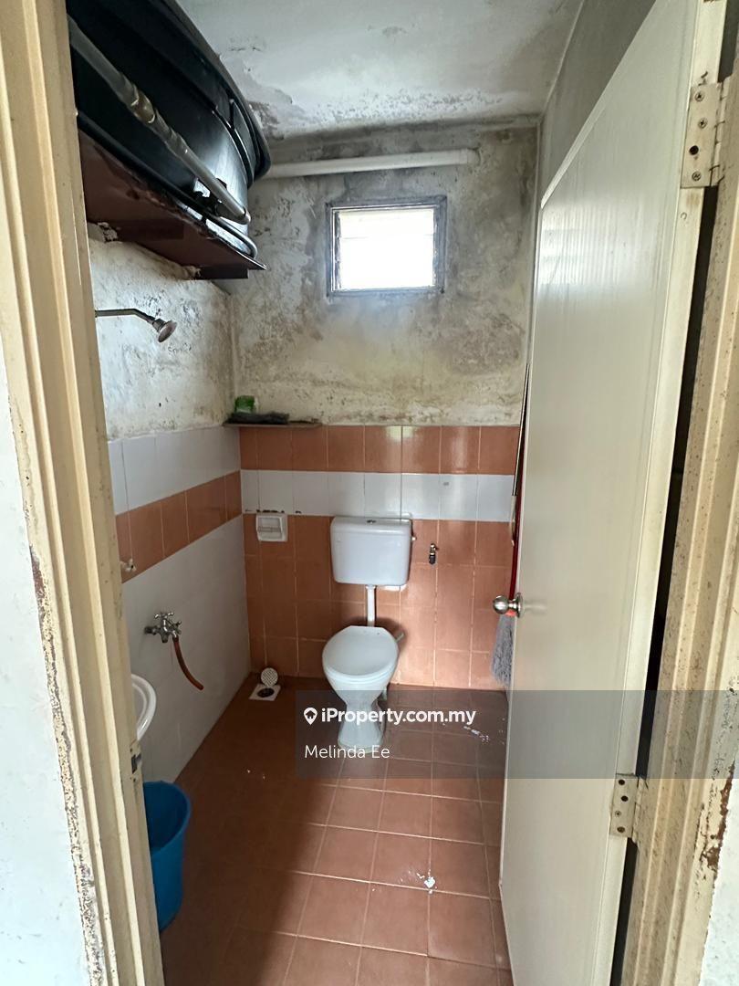 Rumah Pangsa untuk Dijual di Flat Bukit Indah oleh Melinda Ee - iProperty.com.my