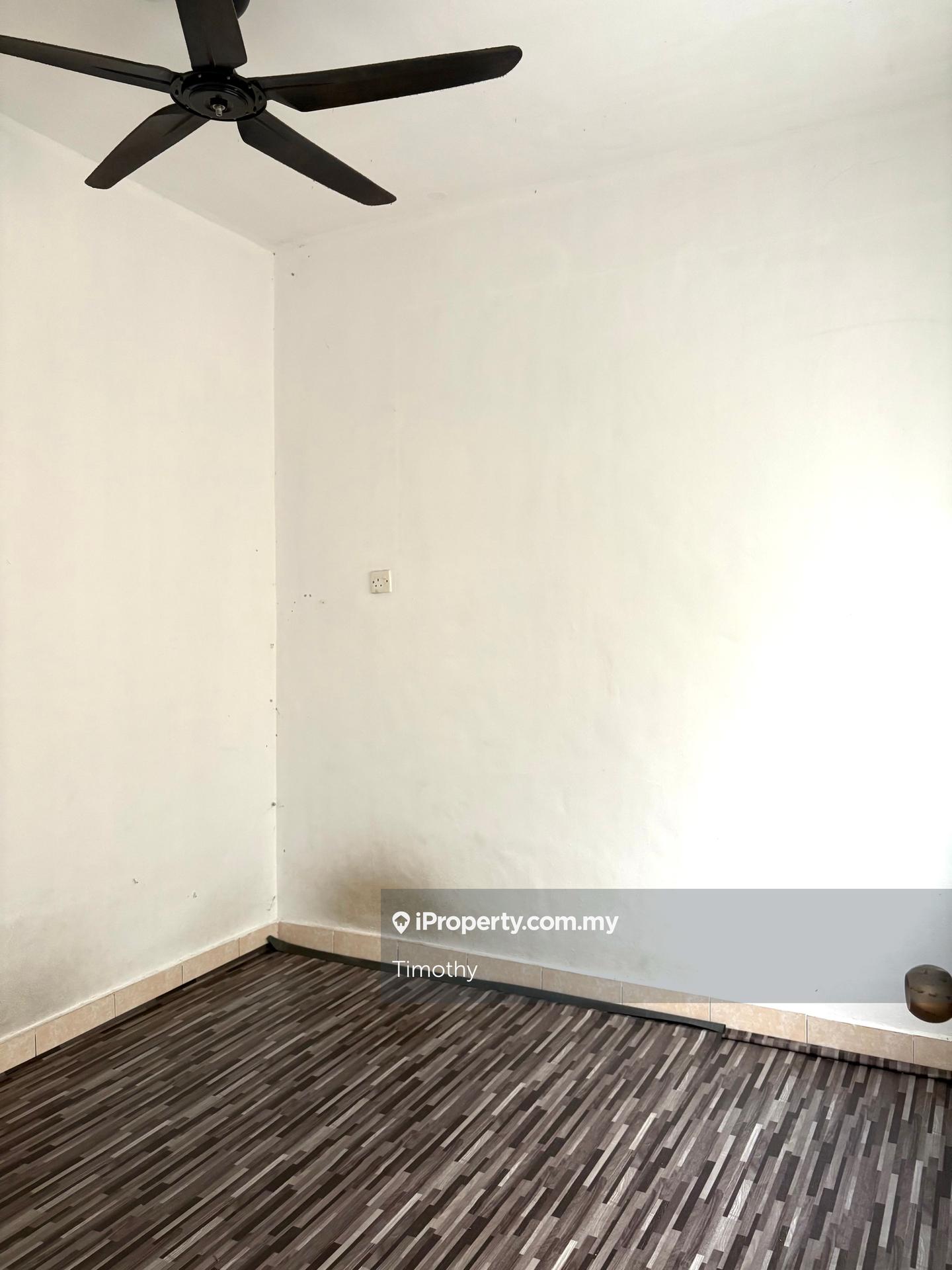 Apartment for Sale in Pangsapuri Pasir Puteri by Timothy - iProperty.com.my