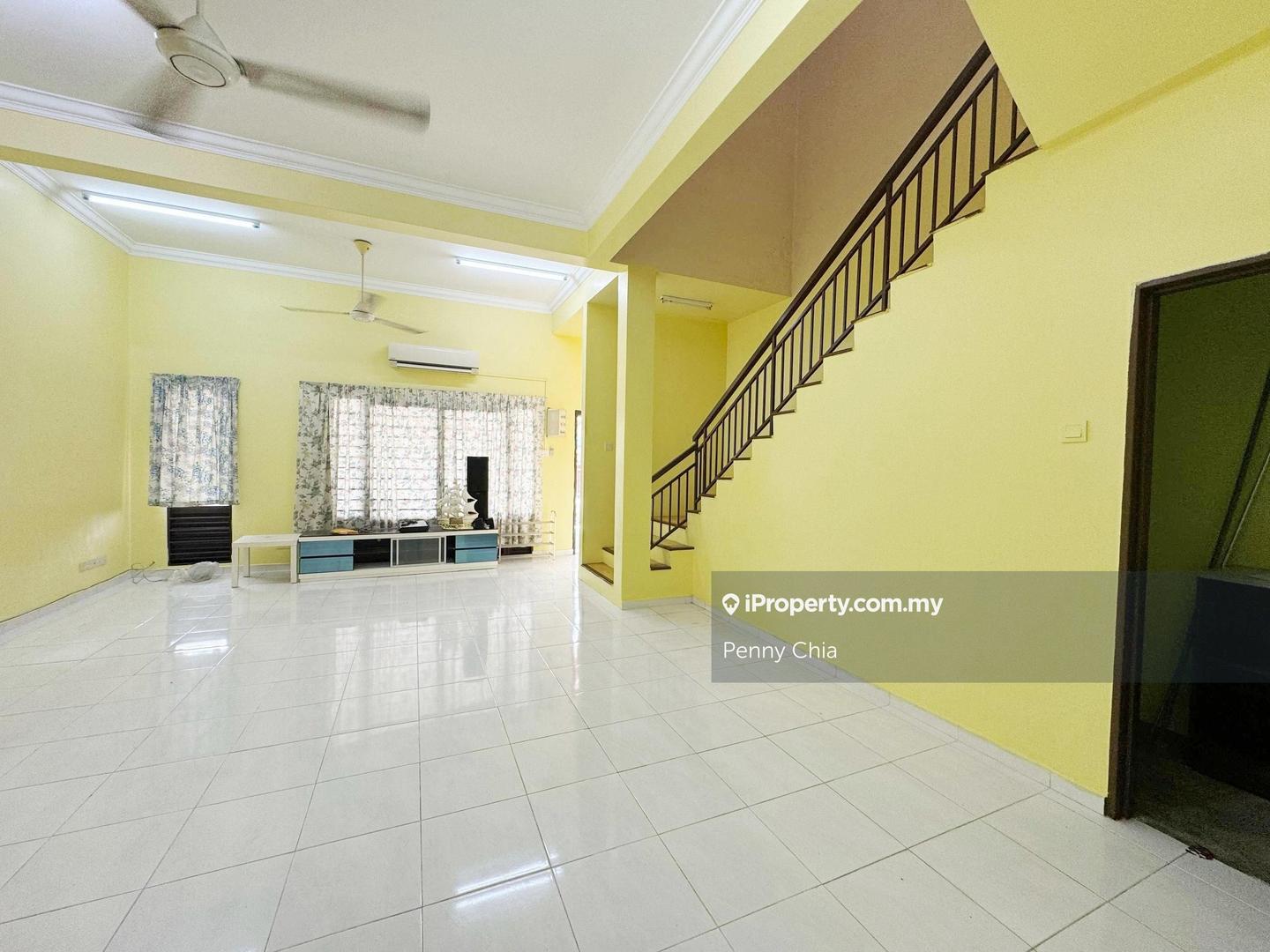 Rumah Berangkai 2 Tingkat untuk Dijual di Kota Bayuemas, Klang oleh Penny Chia - iProperty.com.my