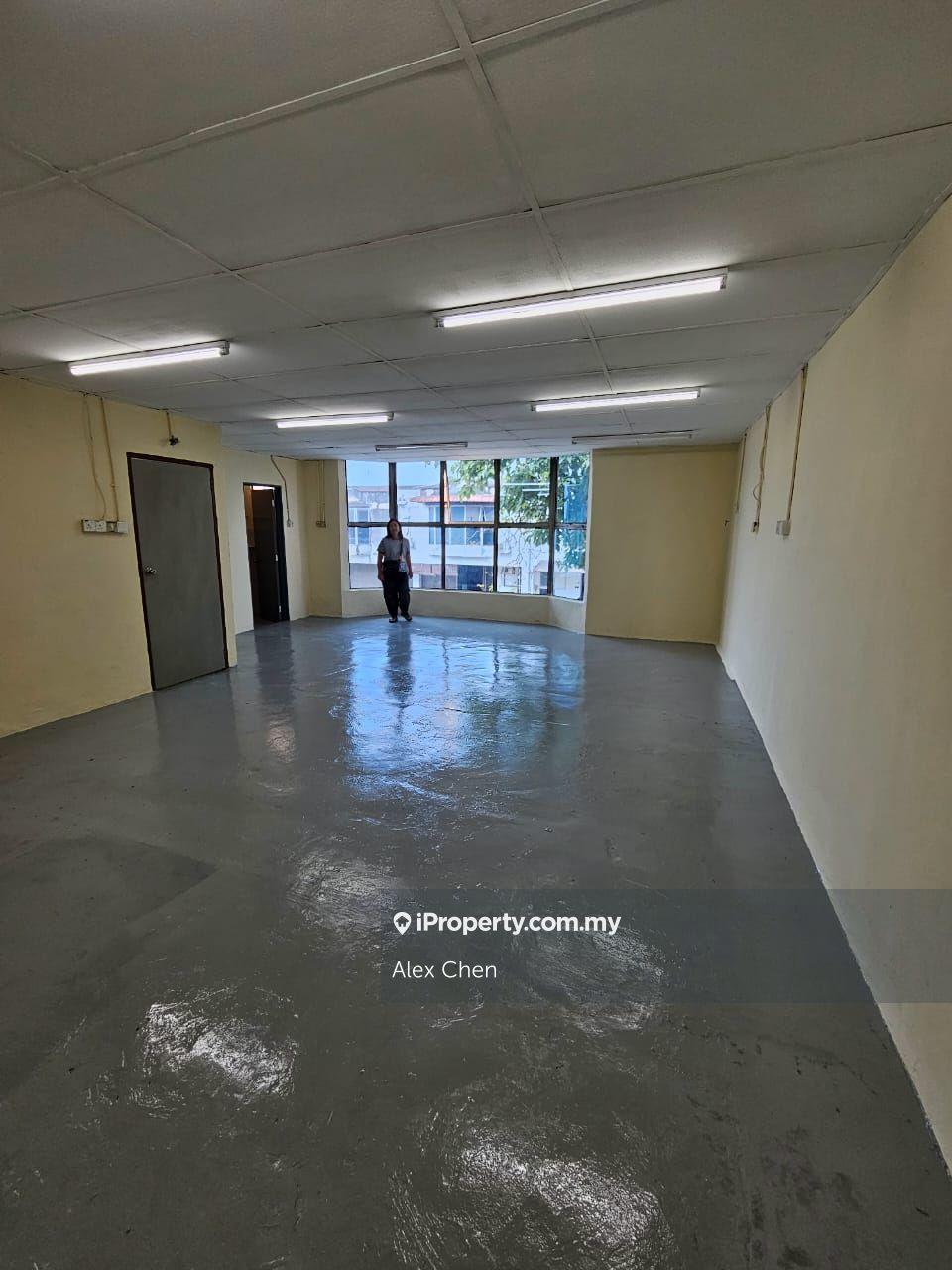Kilang Teres untuk Disewa di Pusat Perindustrian Sungai Chua, Kajang oleh Alex Chen - iProperty.com.my