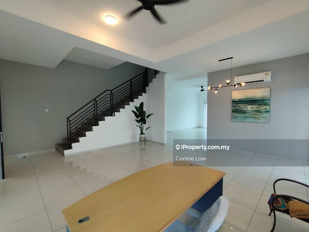 Rumah Berkembar untuk Dijual di Lahat Mont Crest waterfront city, Ipoh oleh Connie Low - iProperty.com.my