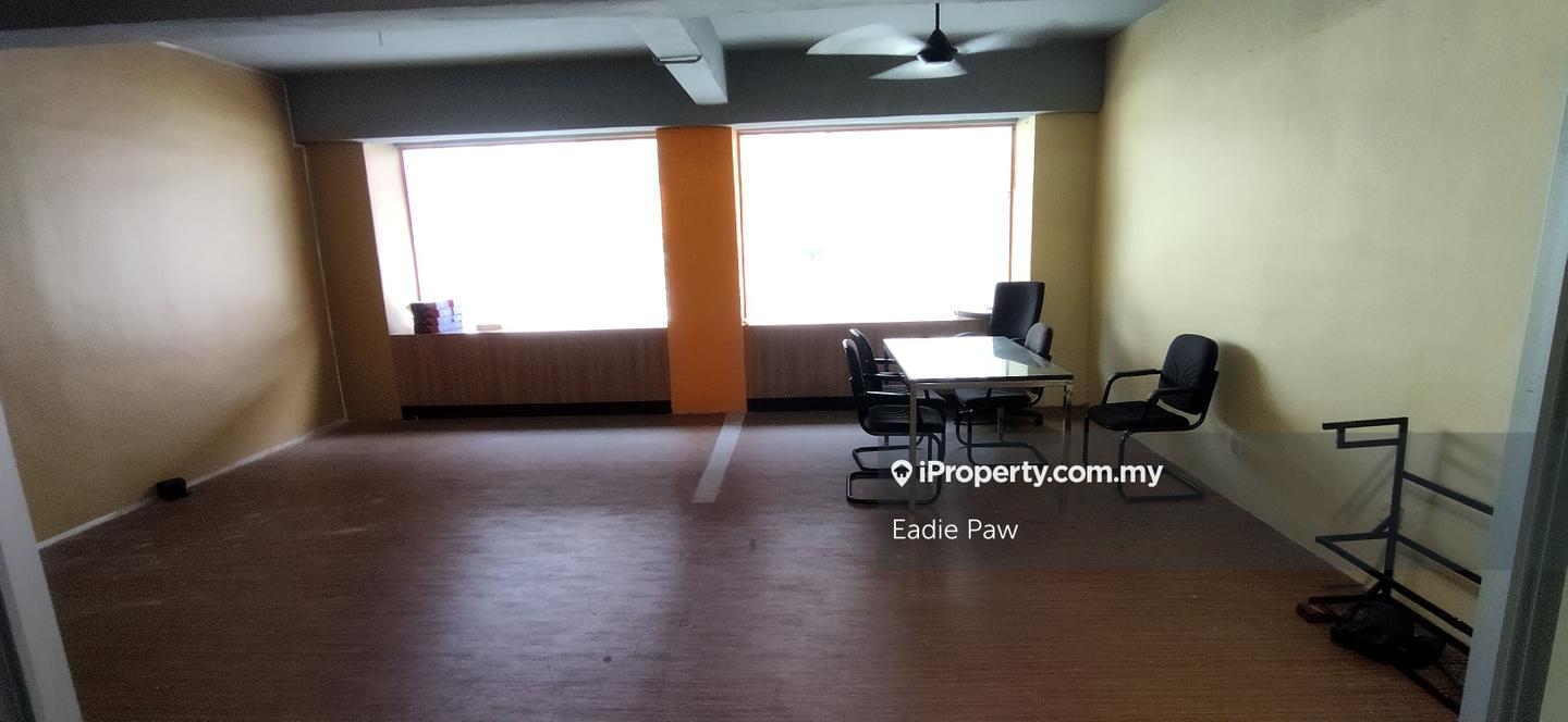 Office for Rent in Pusat Bandar Puchong, Puchong by Eadie Paw - iProperty.com.my